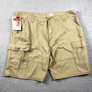 Wrangler Relaxed Fit Cargo Utility Shorts Men's 42 Beige New Workwear Outdoors